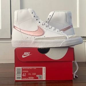 kids nike blazer size 4.5